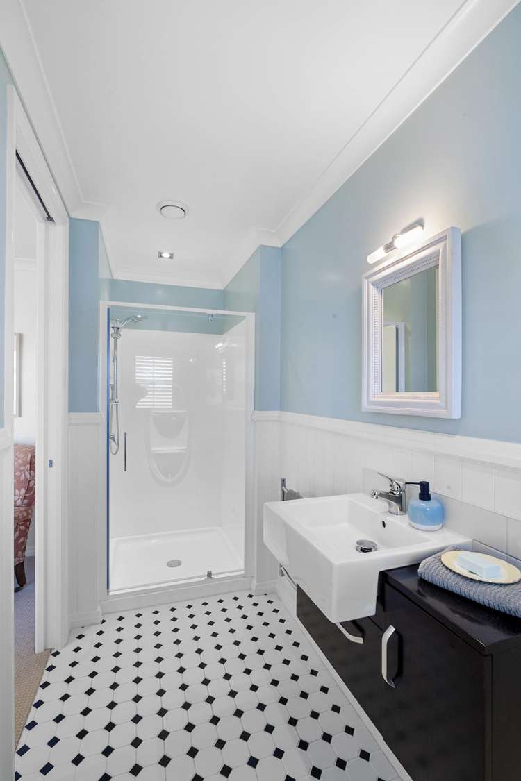 8B Sampson Avenue Waiwhakaiho_35