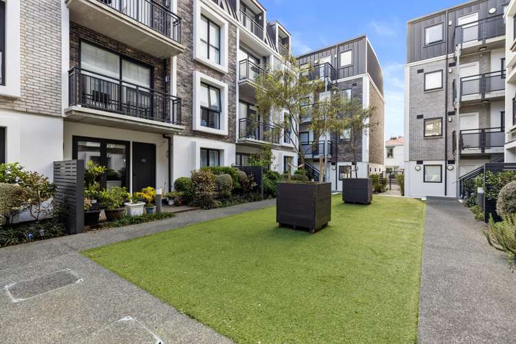 2B/16 Constable Street Newtown_11