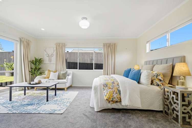 11 Marina Road Torbay_10