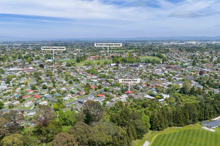 4 Sharpley Place Chartwell_28