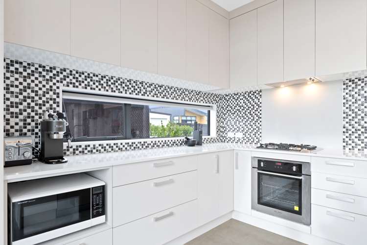 47 Battalion Drive Papakura_6