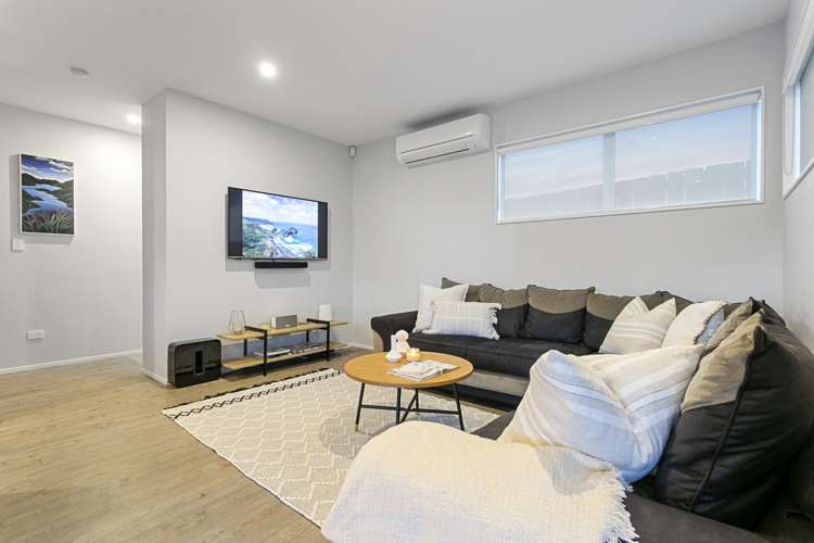 45 De Havilland Road Hobsonville_9