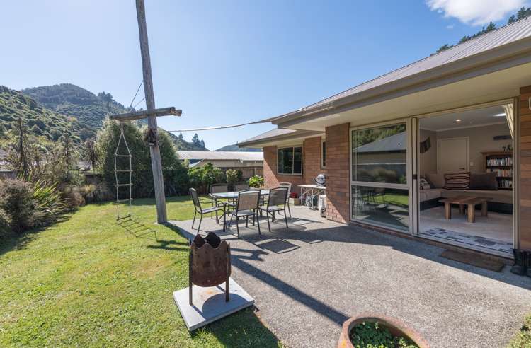 4 Cummins Street The Brook_14