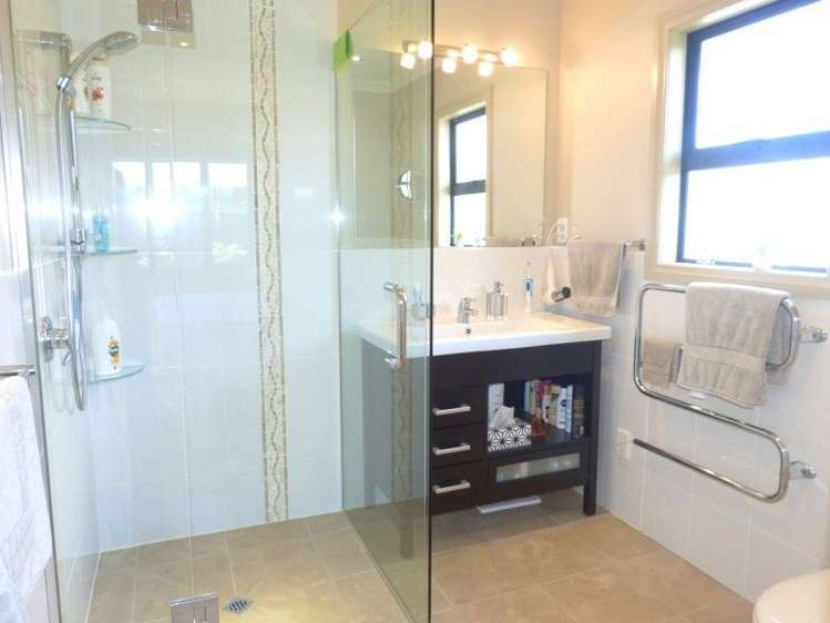 7 Pacific Avenue Poraiti_12