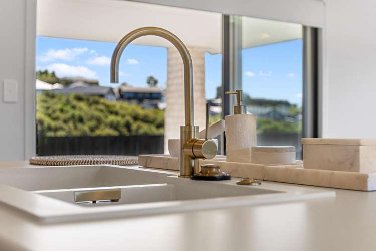 166 Adler Drive Ohauiti_5