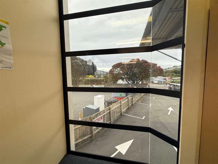 Unit 1, 98 Main Road Tawa_6