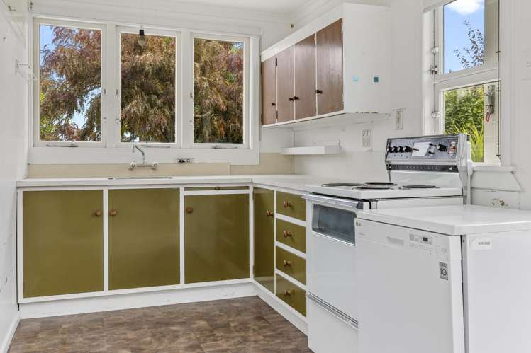 26 Huia Street Hilltop_10