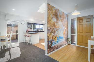 11 Oaklands Drive_3