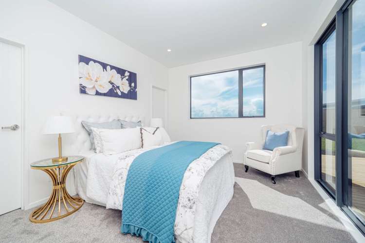 8 Poutawa Lane Clarks Beach_11