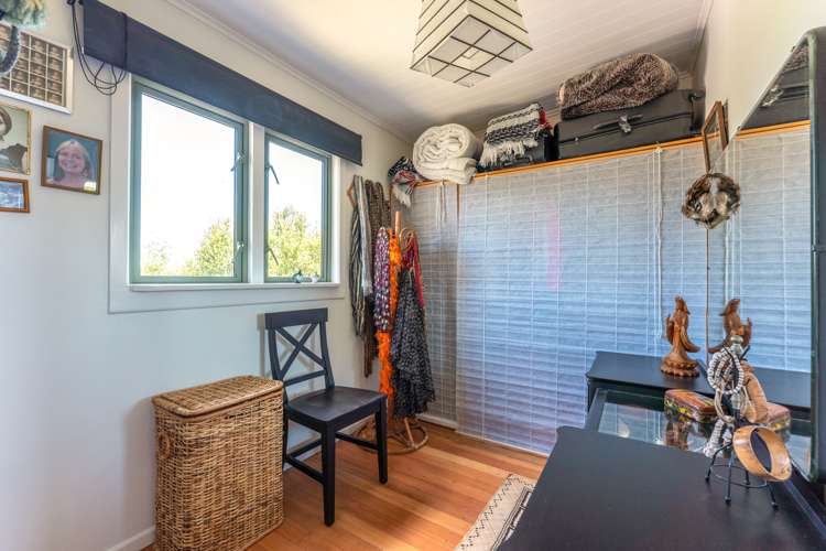 78 Queens Drive Oneroa_21