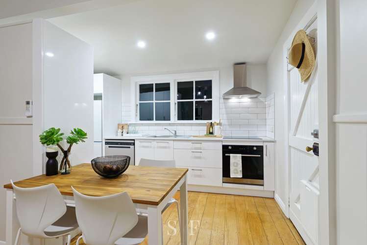 15 Rauparaha Street Waikanae Beach_6