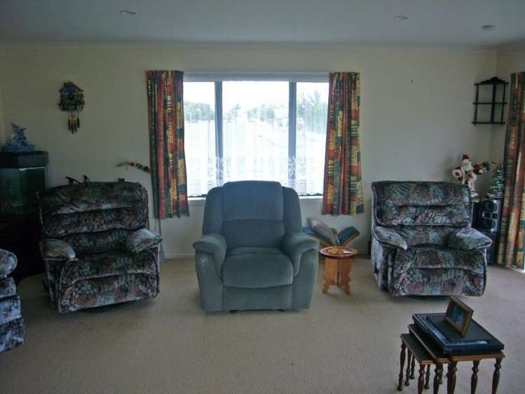 6 Salisbury Street Dannevirke_10