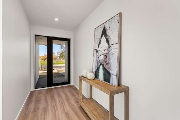 5 Greenslade Drive Lincoln_21