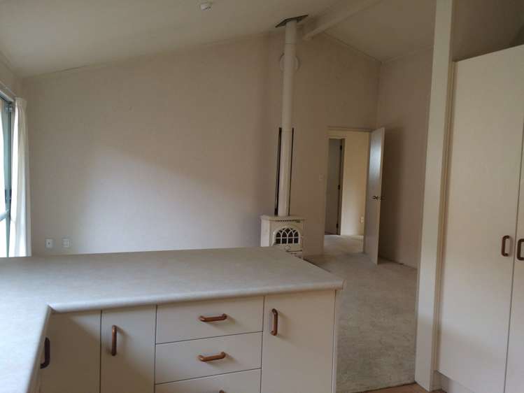 22 Abbotleigh Avenue Te Atatu Peninsula_3