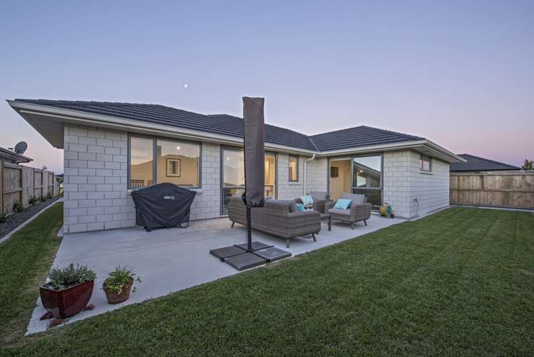 166 The Boulevard Papamoa_24