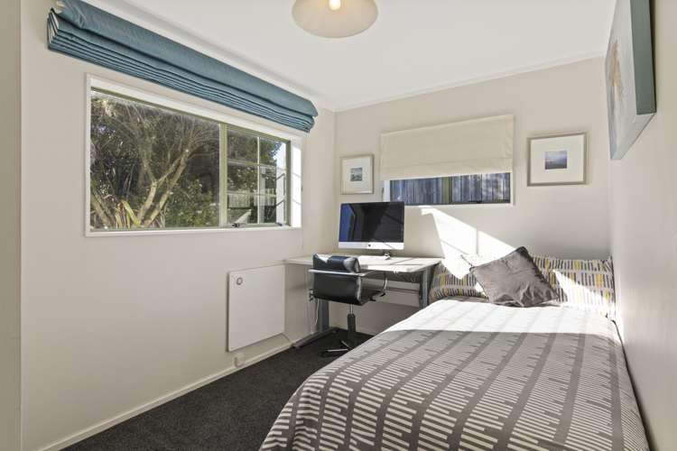 1 Larch Court Kelvin Heights_13