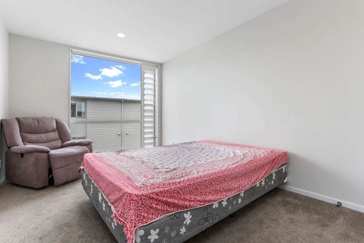 2/21b Mount Smart Road Royal Oak_9