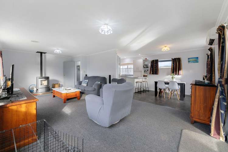 22 Chaucer Street Milton_8