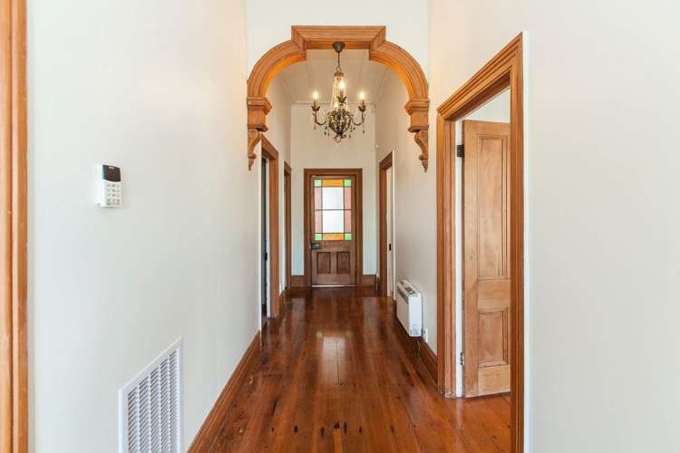 12 Mount Smart Road Royal Oak_2