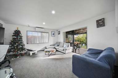 27 Robertson Road_2