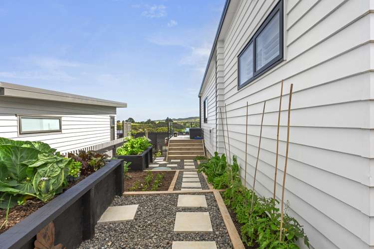 5 Maataitai Road Raglan_21