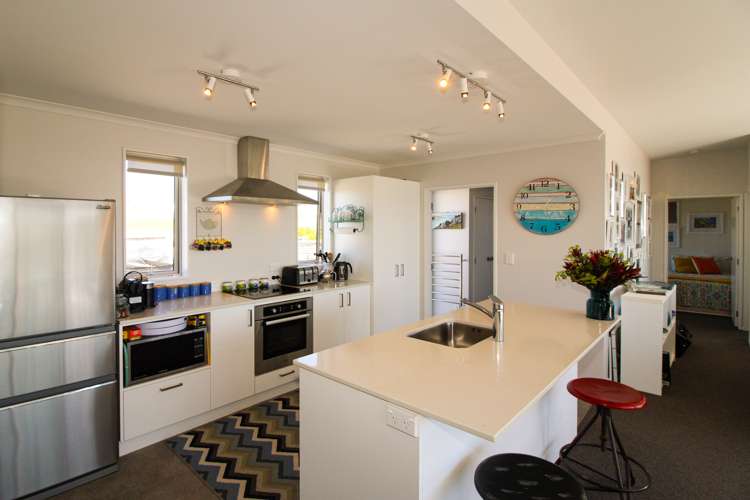 56 Guthrie Crescent Castlepoint_3