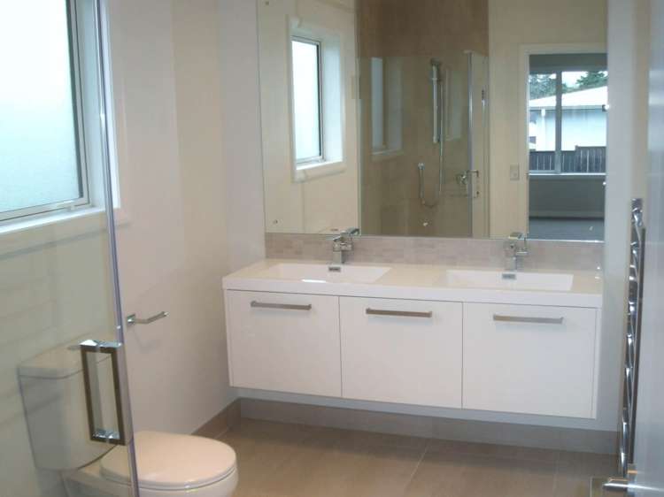 138 Harris Drive Silverdale_7