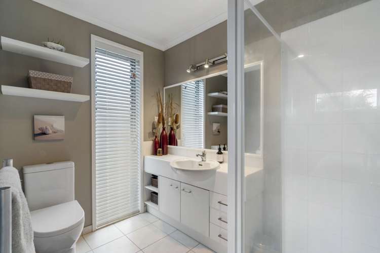 15 Henry Partington Place Greenhithe_16