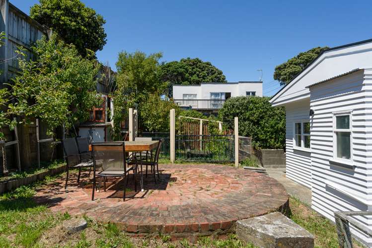 6 Aranui Street Maupuia_16