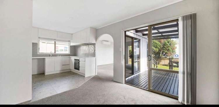 14 Landette Road_3