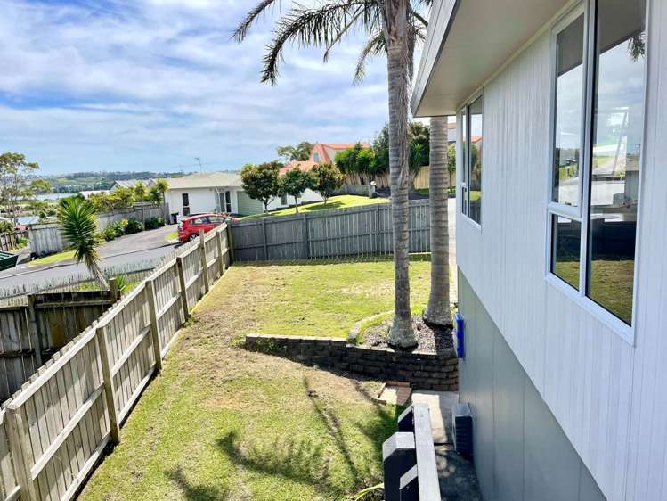 1/17 Grenadine Place Unsworth Heights_17