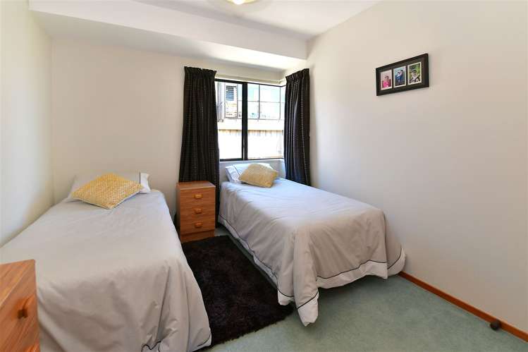 6 Crown Road Tindalls Beach_18