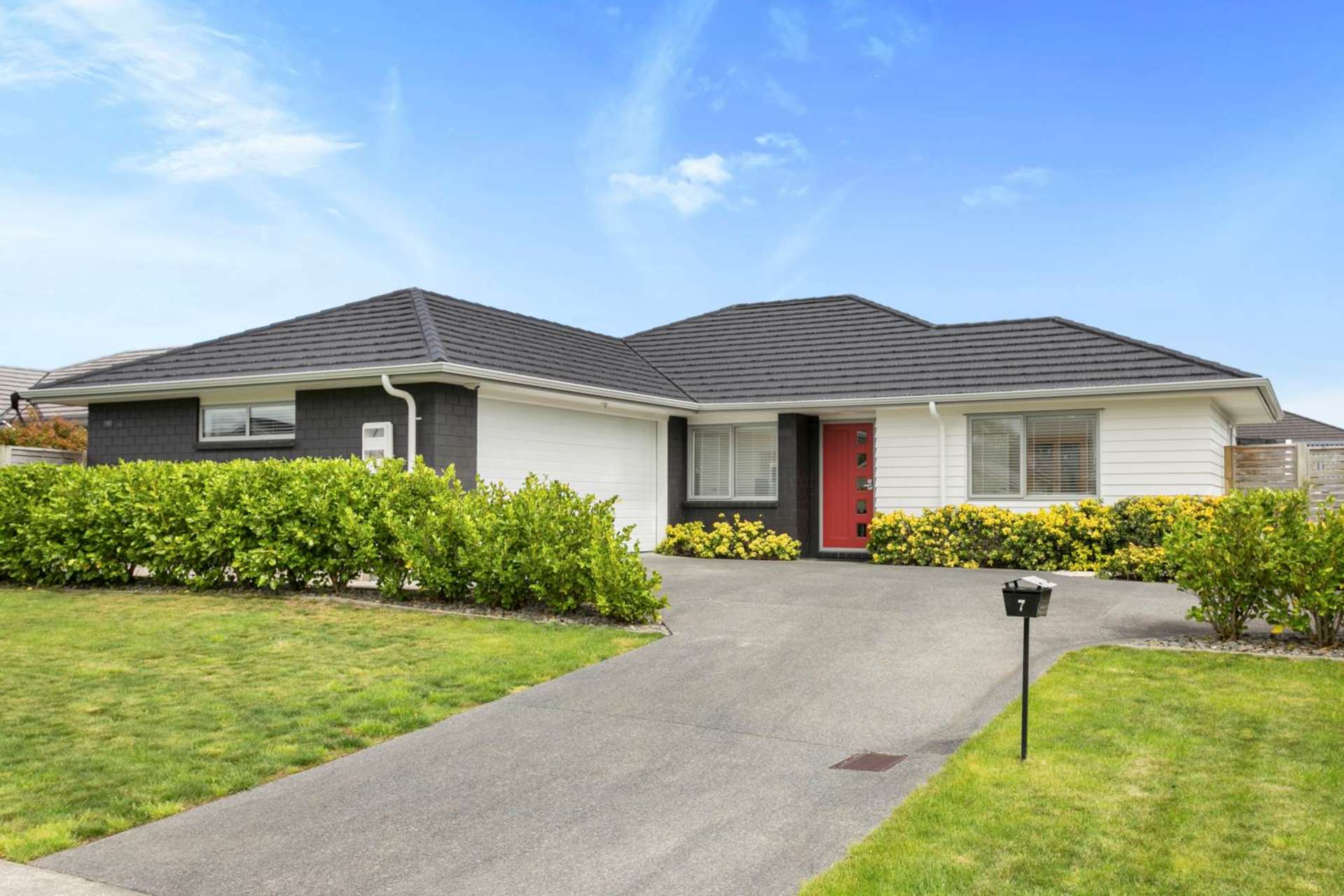 7 Larmer Drive Kumeu_0