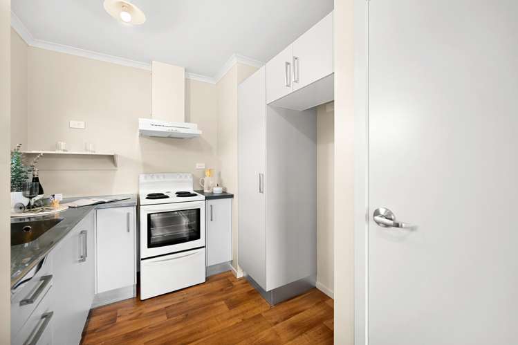 10C Yorkshire Road Silverdale_7