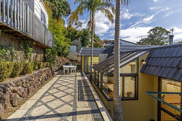 4 Saddleback Rise Murrays Bay_19