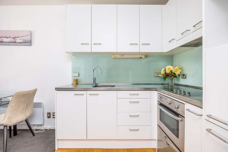 8h/16 Gore Street Auckland Central_11