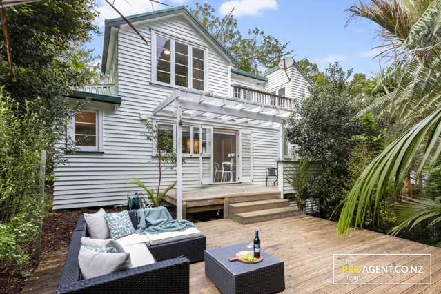 29 Hollywood Avenue Titirangi_1