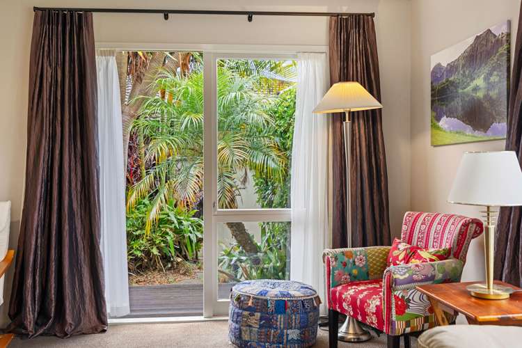 1 Kiriwai Place Matua_5