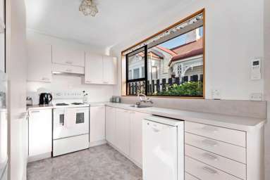 4A Crombie Street_2