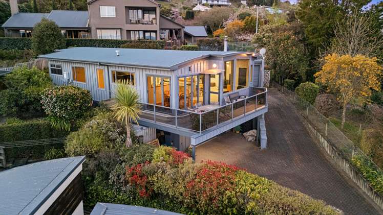 2/50 Wakeman Road Acacia Bay_28