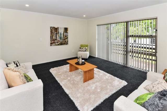 1/3 Beaumaris Way Conifer Grove_2