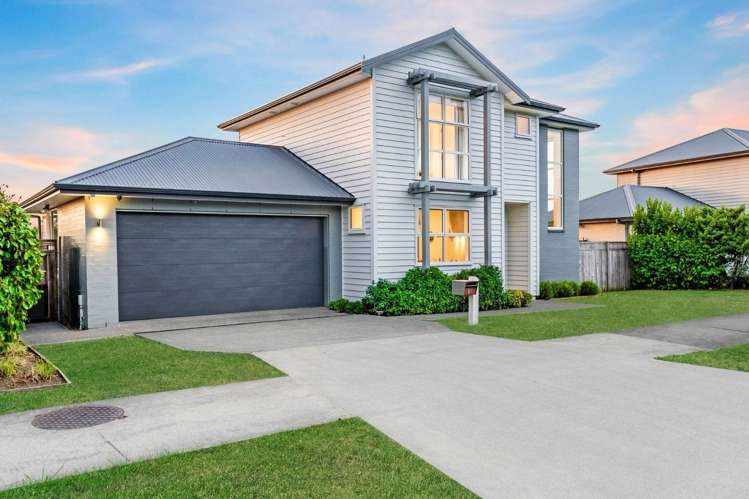 81 Mackay Drive Greenhithe_24