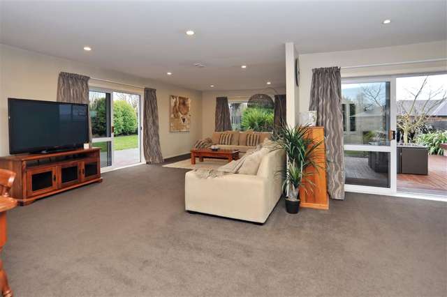 27 Farquhars Road Redwood_4