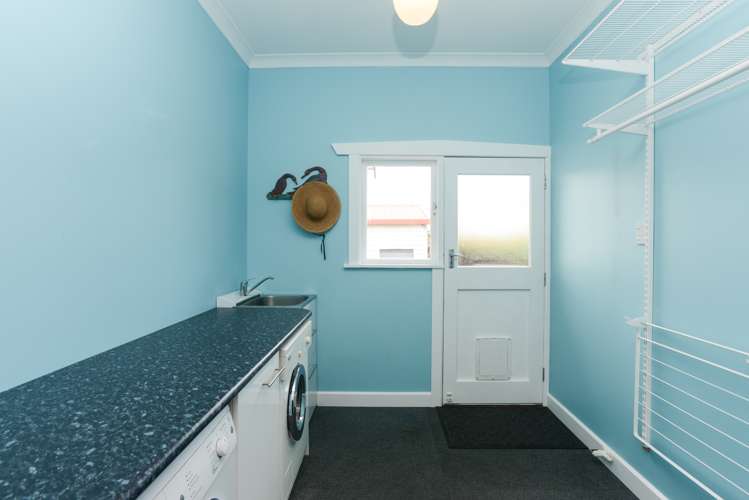 19 Holyrood Terrace Waipukurau and Surrounds_21