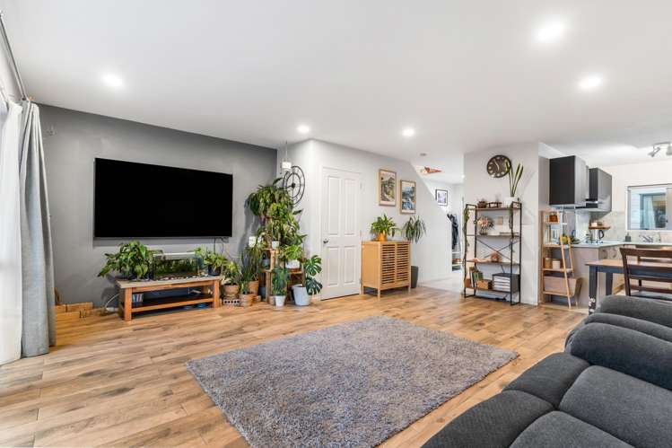 8/3 Hulme Place Henderson_8