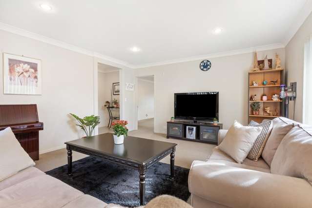 11 Amaretto Avenue Flat Bush_4