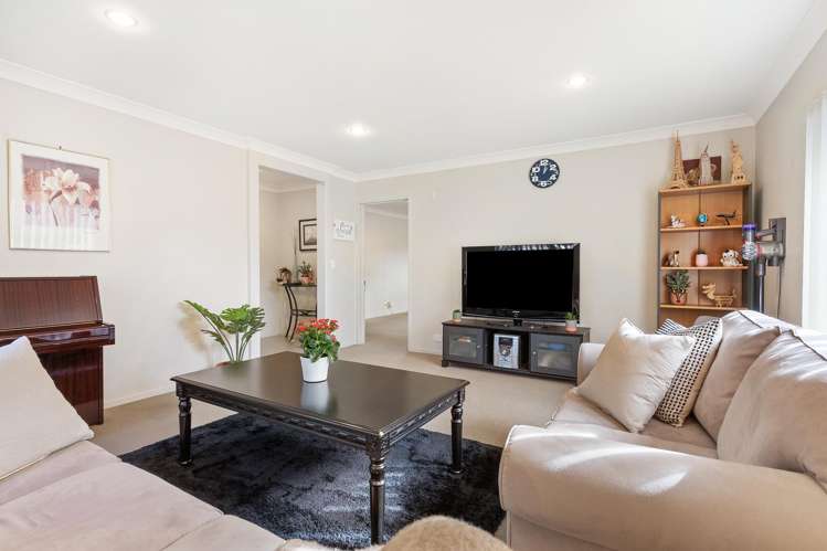 11 Amaretto Avenue Flat Bush_3