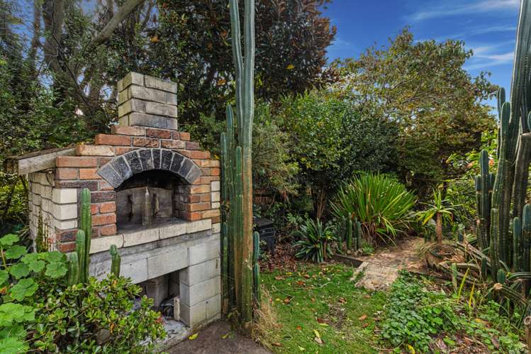 4 Division Street Matata_8