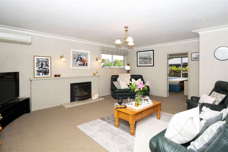 24 Glenroy Crescent Springlands_2