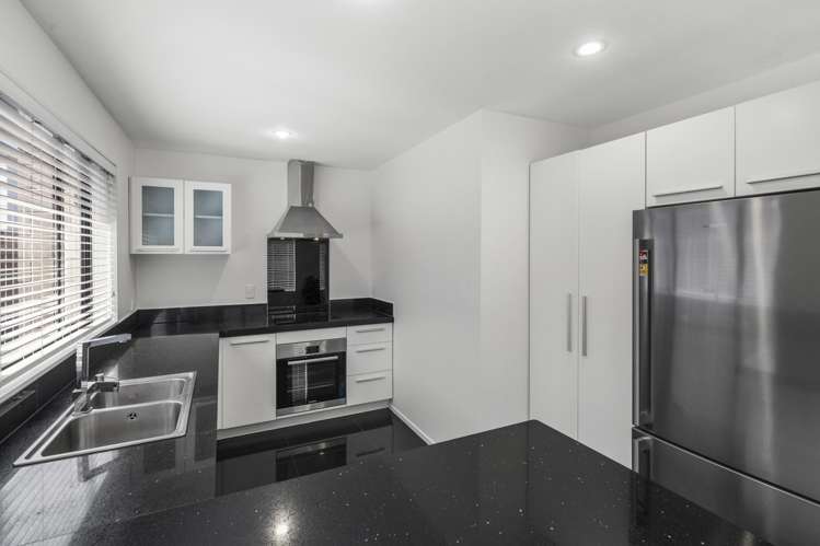 2/15 George Street Riccarton_5